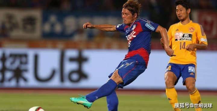 重庆队在比赛中打出高效进攻，轻松压制对手