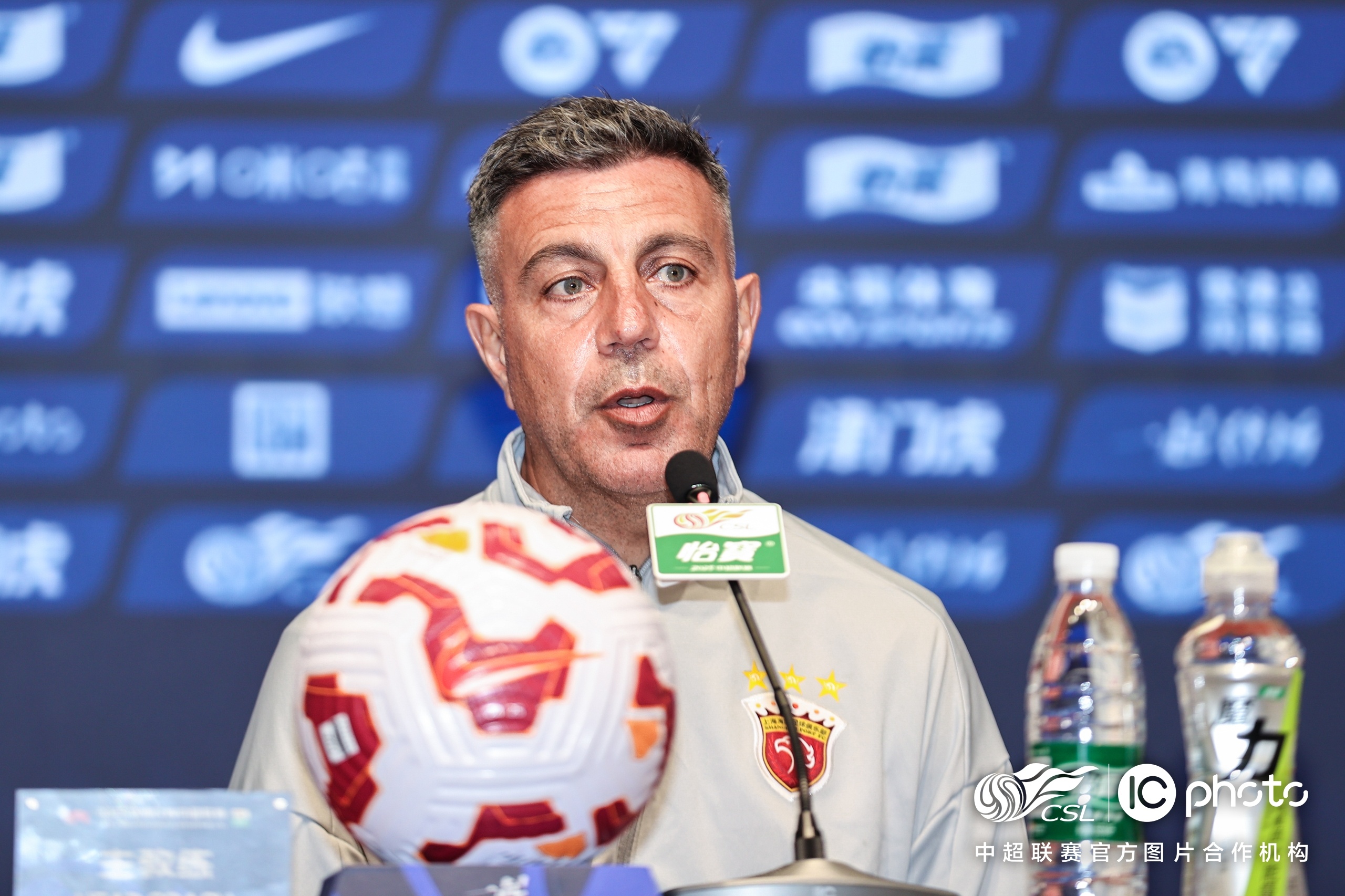 佛罗伦萨主帅发布战术备战计划，积极备战下场比赛