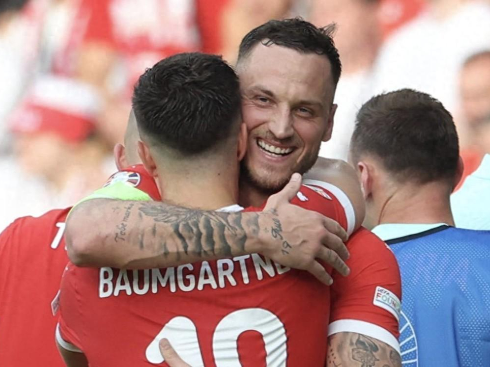 波兰乒乓球队强势奥地利乒乓球队，波尔制霸全场