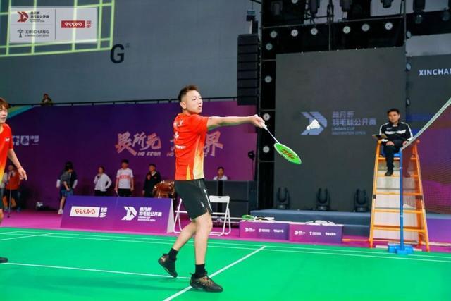 英格兰羽毛球队轻取印尼羽毛球队，林丹绝境逆转