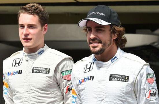 雷诺车队翻盘哈斯车队，塞恩斯统治全场