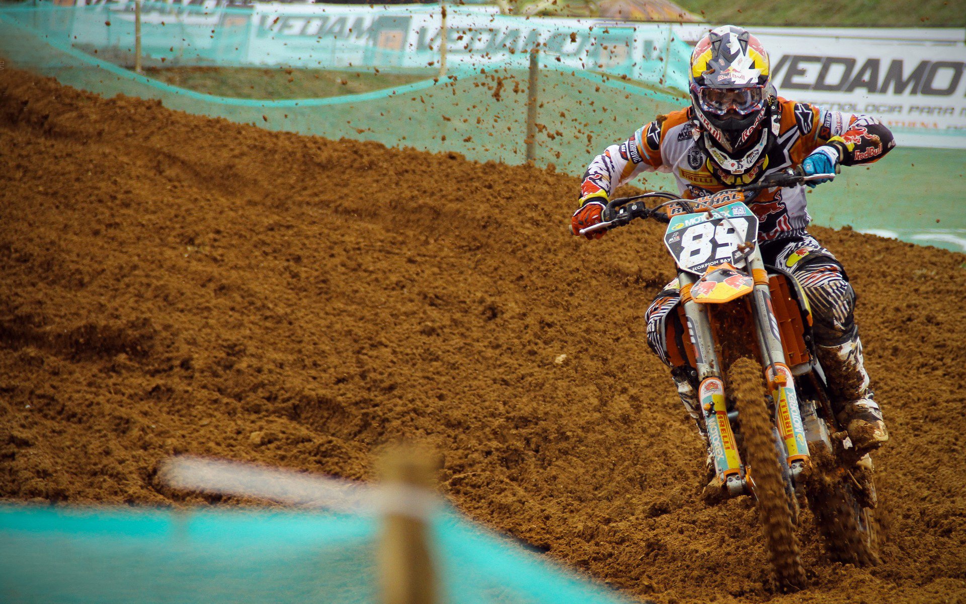 NBA总决赛之夜，卢卡库意外成为全场焦点，跨界传奇的诞生