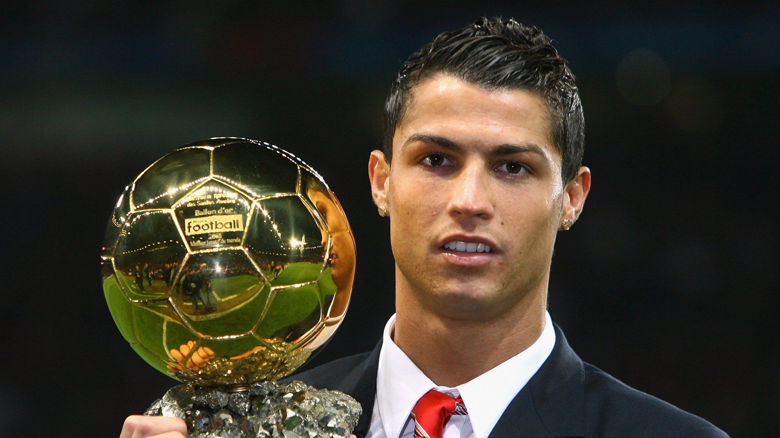 东决关键战焦点战，里昂强行终结国际米兰，一场颠覆欧洲足坛的史诗对决